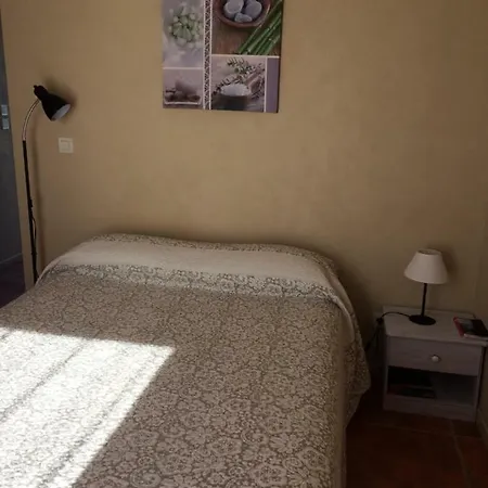Pensión Le Petit Colombier